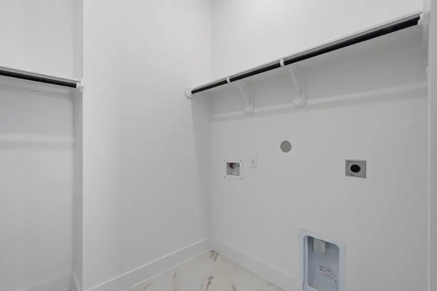 Spacious, unfurnished interior of a new home in Riceland, Mont Belvieu (Image 28). Spacious, unfurnished interior of a new home in Riceland, Mont Belvieu (Image 28).