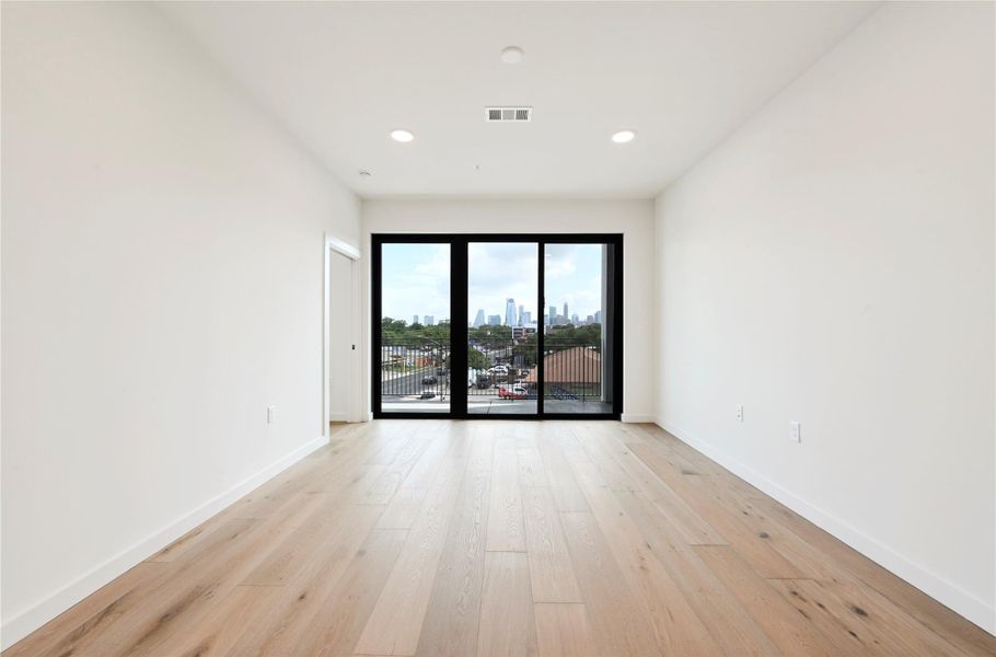 Spacious, unfurnished interior of a new home in One Oak, Austin (Image 14).