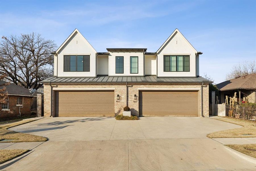 View of front facade with a garage