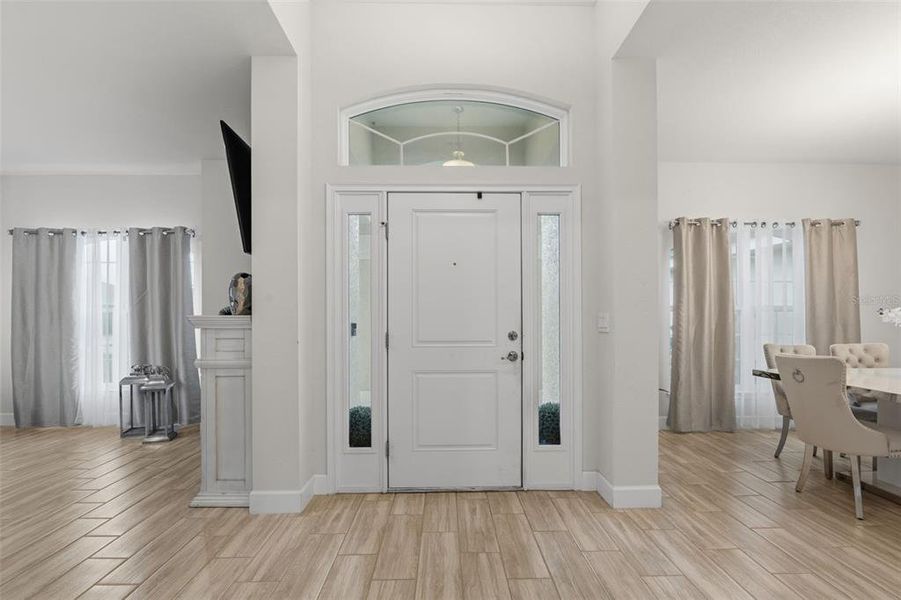 Furnished interior view inside a new home in Knights Landing, Lakeland (Image 27). Furnished interior view inside a new home in Knights Landing, Lakeland (Image 27).