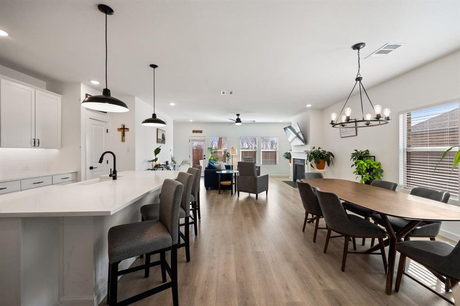 Furnished interior view inside a new home in Rolling Ridge, Van Alstyne (Image 9).