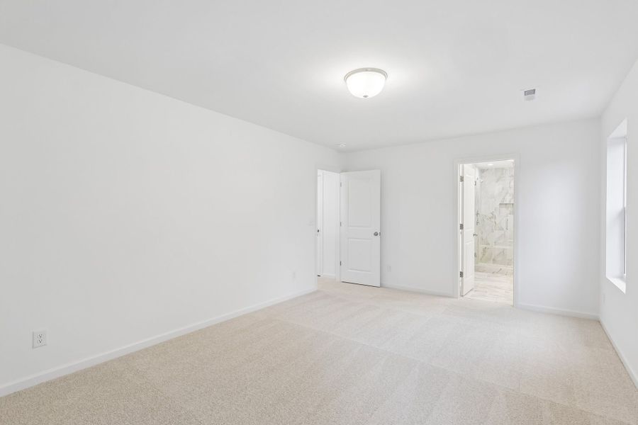 Spacious, unfurnished interior of a new home in Morrow Brook, Albemarle (Image 25). Spacious, unfurnished interior of a new home in Morrow Brook, Albemarle (Image 25).