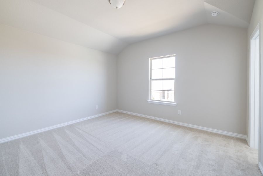 Representative unfurnished interior of a home built from the Rainier by Beazer Homes in Whitewing Trails: Meadows 50', Princeton (Image 19).