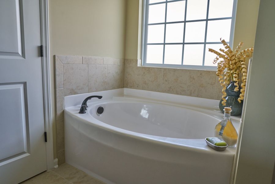 Representative furnished interior of a home built from the Ivy by Bill Clark Homes in Davenport Farms, Winterville (Image 9). Representative furnished interior of a home built from the Ivy by Bill Clark Homes in Davenport Farms, Winterville (Image 9).