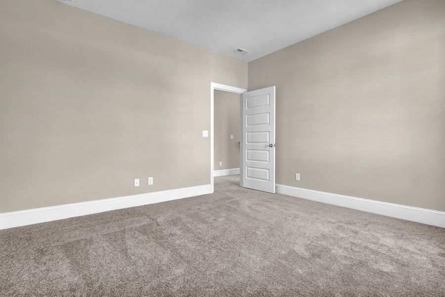 Spacious, unfurnished interior of a new home in Grand Park, Leland (Image 34).