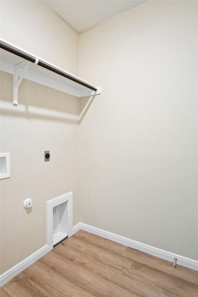 Spacious, unfurnished interior of a new home in , Temple (Image 19).