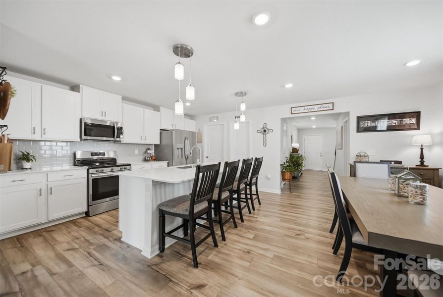 Furnished interior view inside a new home in Legacy Ridge, Catawba (Image 21). Furnished interior view inside a new home in Legacy Ridge, Catawba (Image 21).