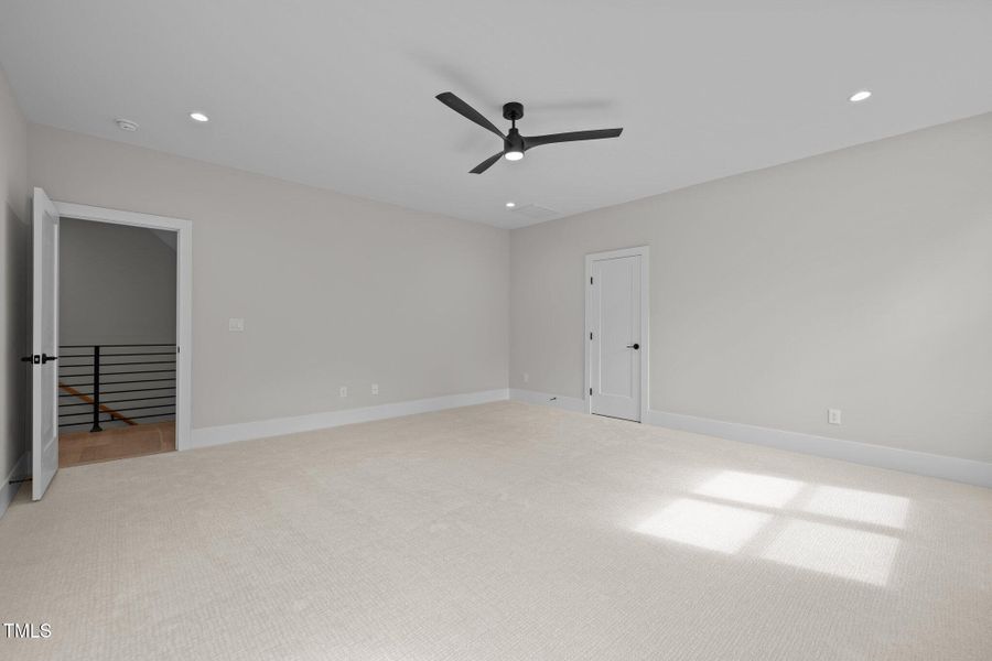 52-web-or-mls-5Z8A2914