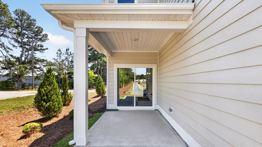 Representative exterior details of a home built from the Alec by D.R. Horton in Madden West, Fuquay Varina (Image 3).