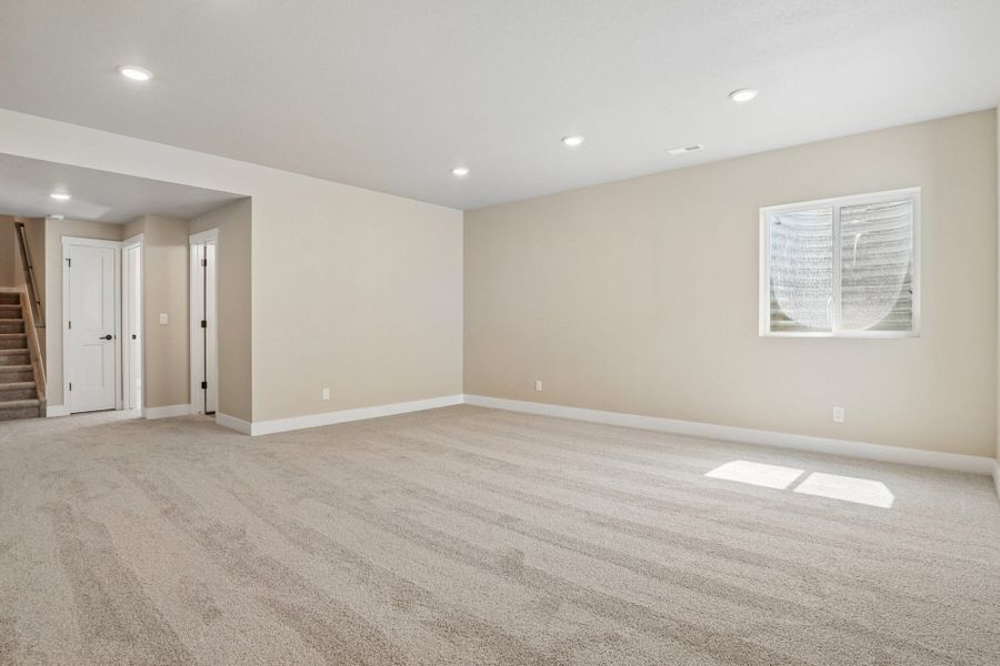 Spacious, unfurnished interior of a new home in The Glen, Colorado Springs (Image 52). Spacious, unfurnished interior of a new home in The Glen, Colorado Springs (Image 52).