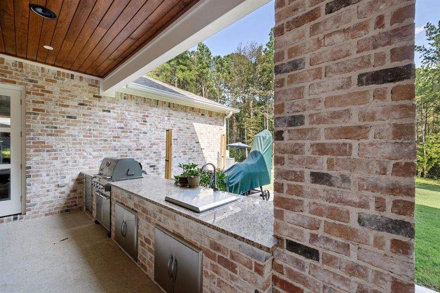 Outdoor kitchen