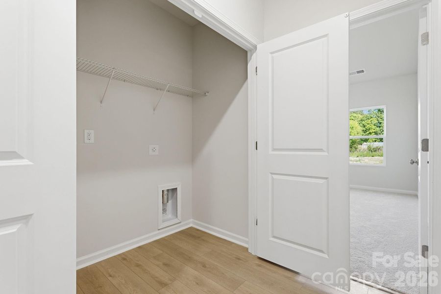 Spacious, unfurnished interior of a new home in Piper Creek, Newton (Image 13). Spacious, unfurnished interior of a new home in Piper Creek, Newton (Image 13).
