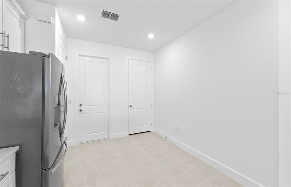 Spacious, unfurnished interior of a new home in BeachWalk by Manasota Key, Englewood (Image 30). Spacious, unfurnished interior of a new home in BeachWalk by Manasota Key, Englewood (Image 30).