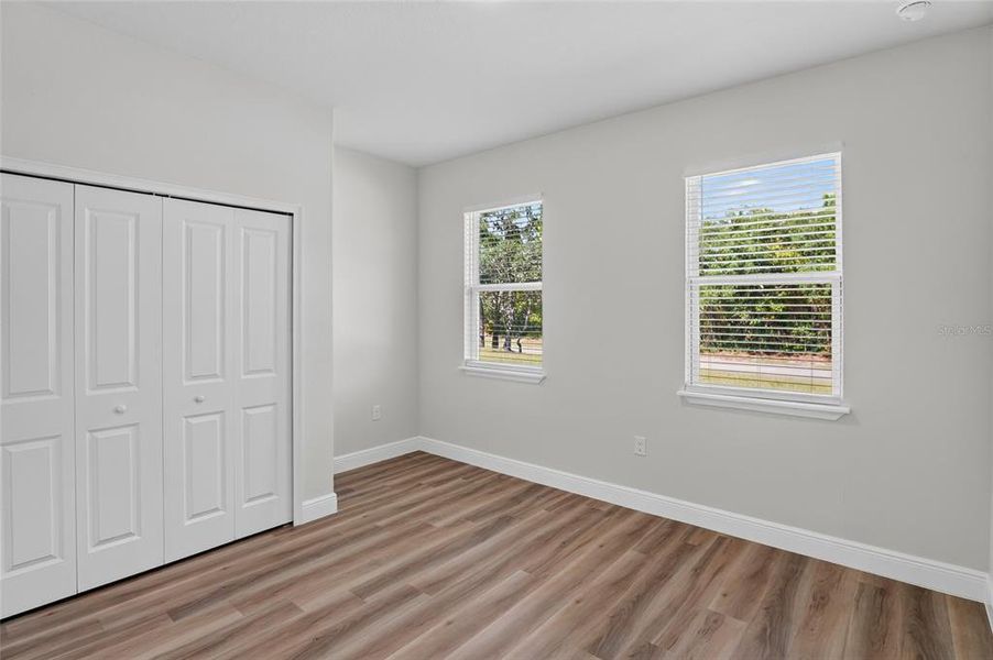 Spacious, unfurnished interior of a new home in , Homosassa (Image 12).