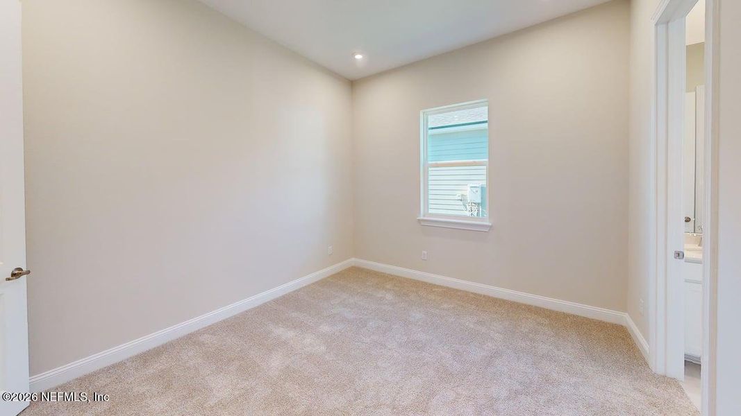 Spacious, unfurnished interior of a new home in RiverTown, St. Johns (Image 9).
