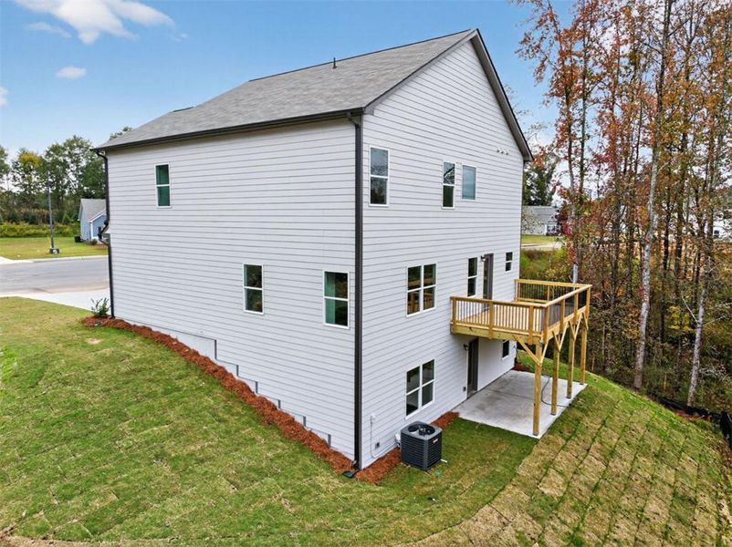 Exterior details and patio area of a home in Garrett Preserve, Douglasville (Image 26).