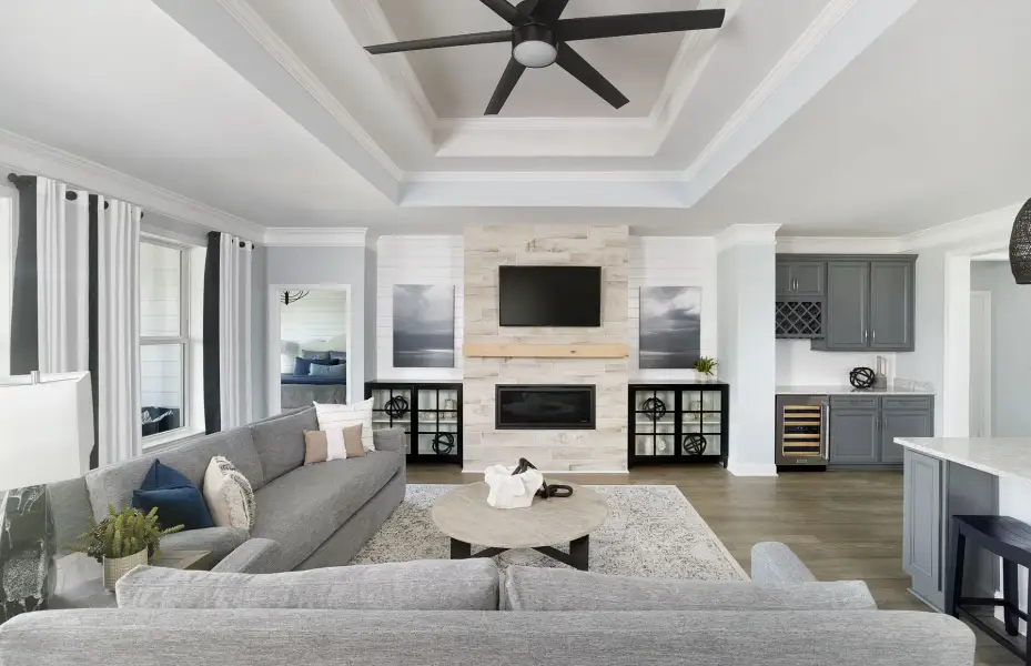 Furnished interior view inside a new home in Del Webb North Myrtle Beach, Myrtle Beach (Image 6).