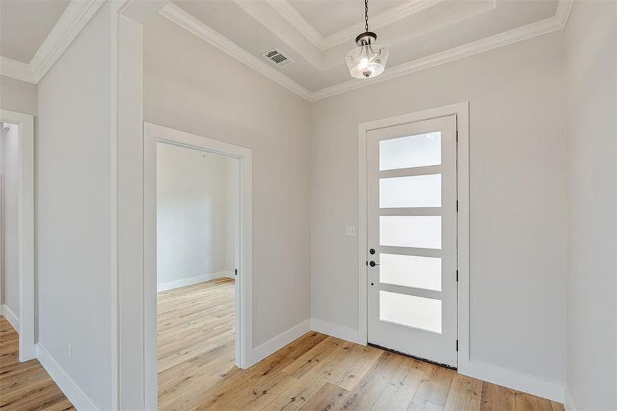 Spacious, unfurnished interior of a new home in , Mabank (Image 17).