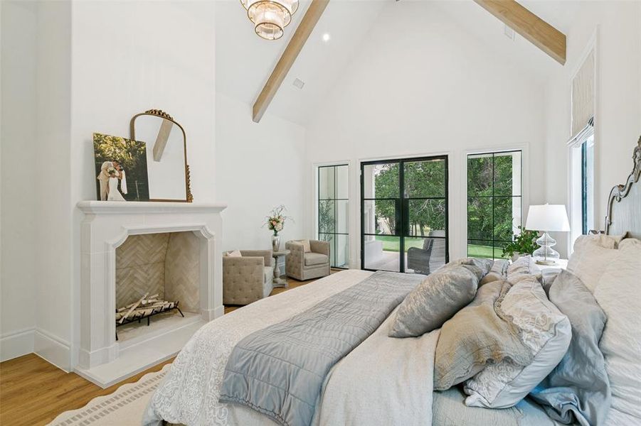 Furnished interior view inside a new home in , Keller (Image 12).