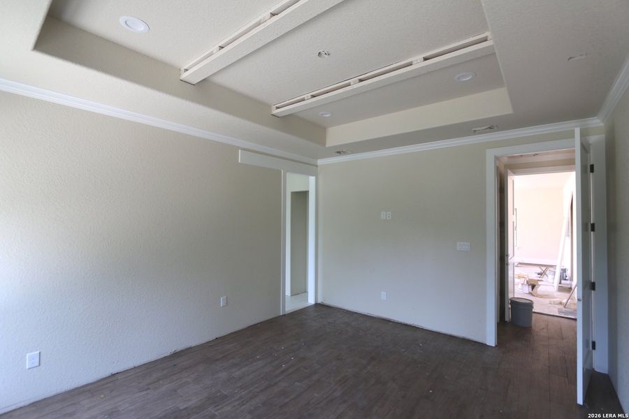 Spacious, unfurnished interior of a new home in , Adkins (Image 4).
