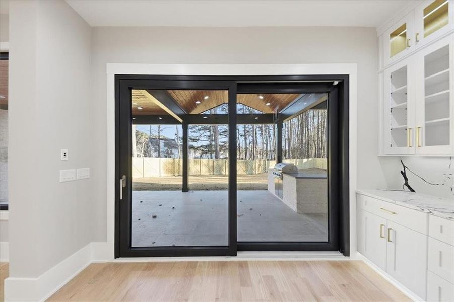 Spacious, unfurnished interior of a new home in , Lawrenceville (Image 73).
