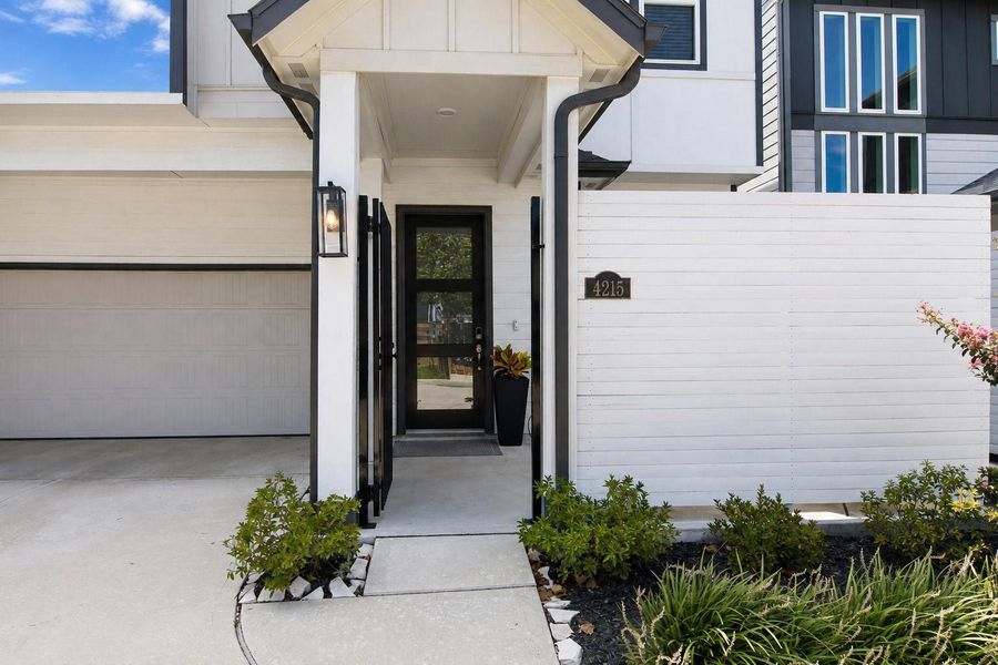 Exterior details and patio area of a home in , Houston (Image 4).
