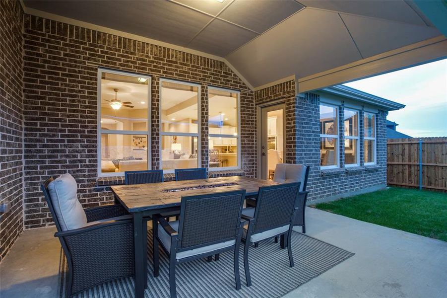 Covered patio *Model representation Covered patio *Model representation