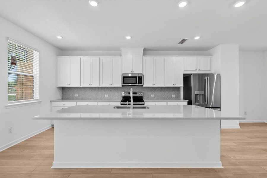 Furnished interior view inside a new home in Alder Creek, Cumming (Image 4).