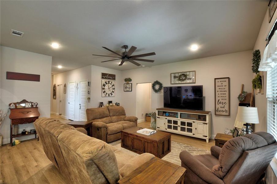 Furnished interior view inside a new home in , Venus (Image 16).