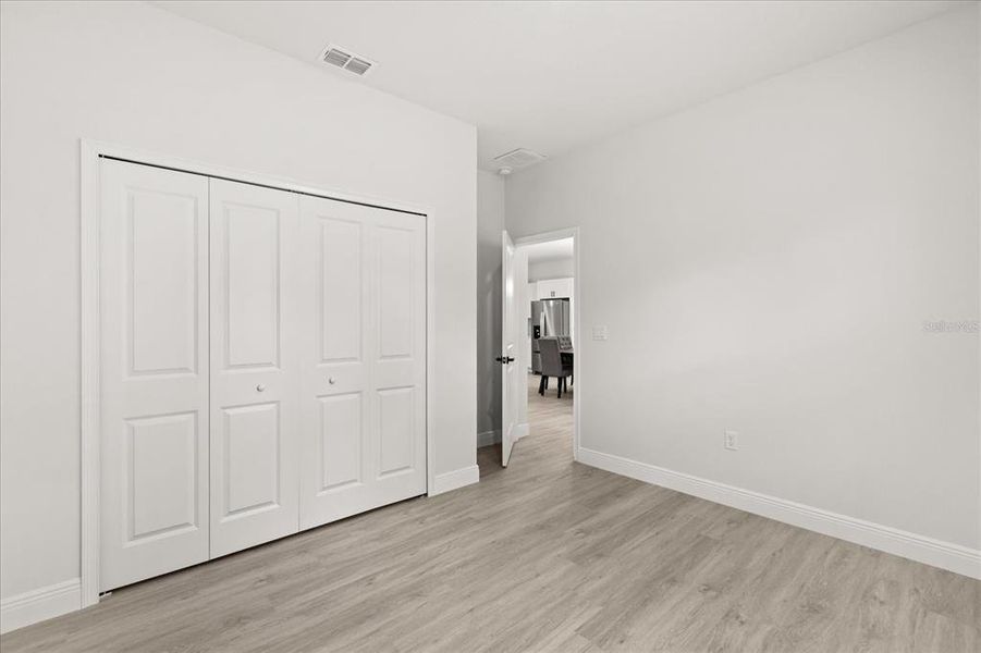 Spacious, unfurnished interior of a new home in , Ocala (Image 22).