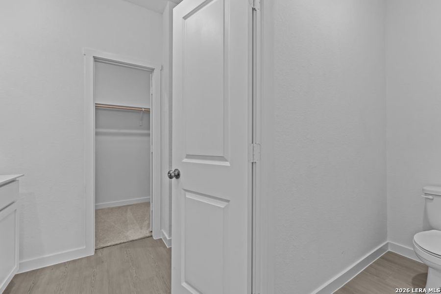 Spacious, unfurnished interior of a new home in Juniper Ranch, Spring Branch (Image 27).