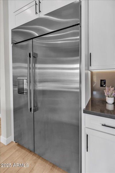 Fridge Built-in