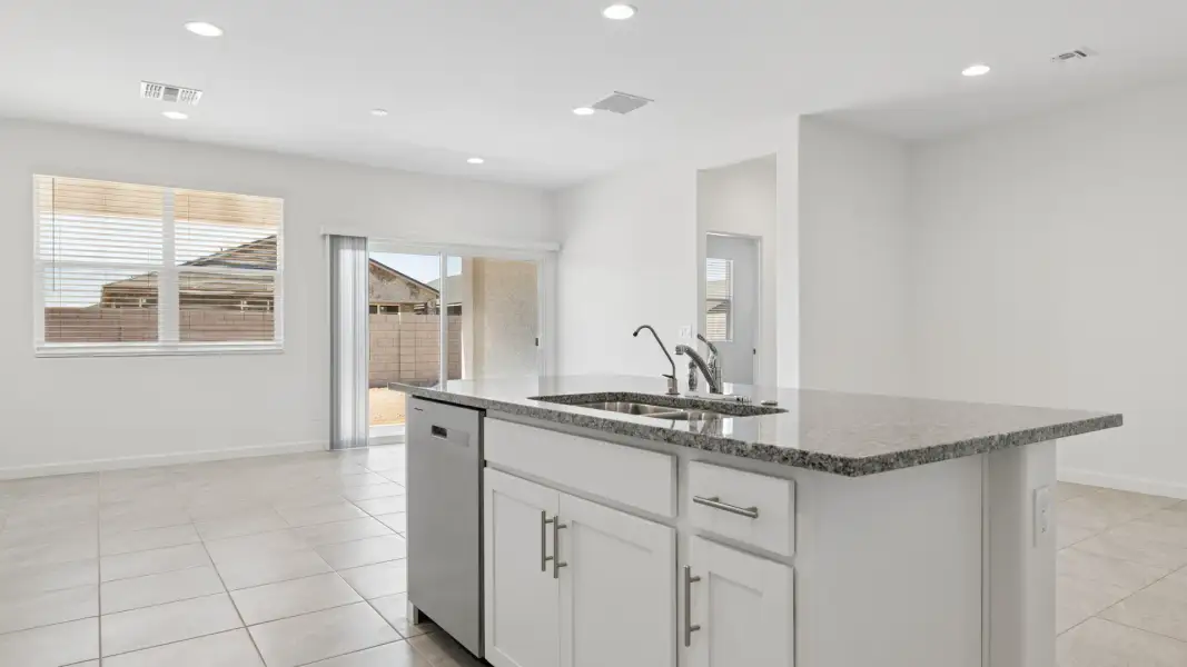 Furnished interior view inside a new home in Quail Ranch, San Tan Valley (Image 9).