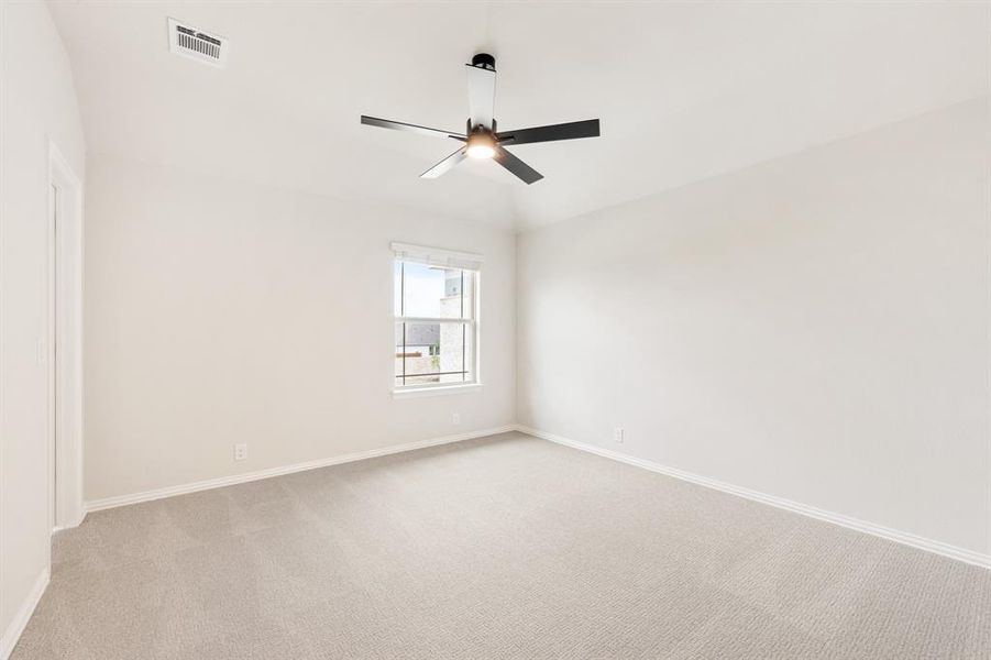 Spacious, unfurnished interior of a new home in Meraki, Forney (Image 35).