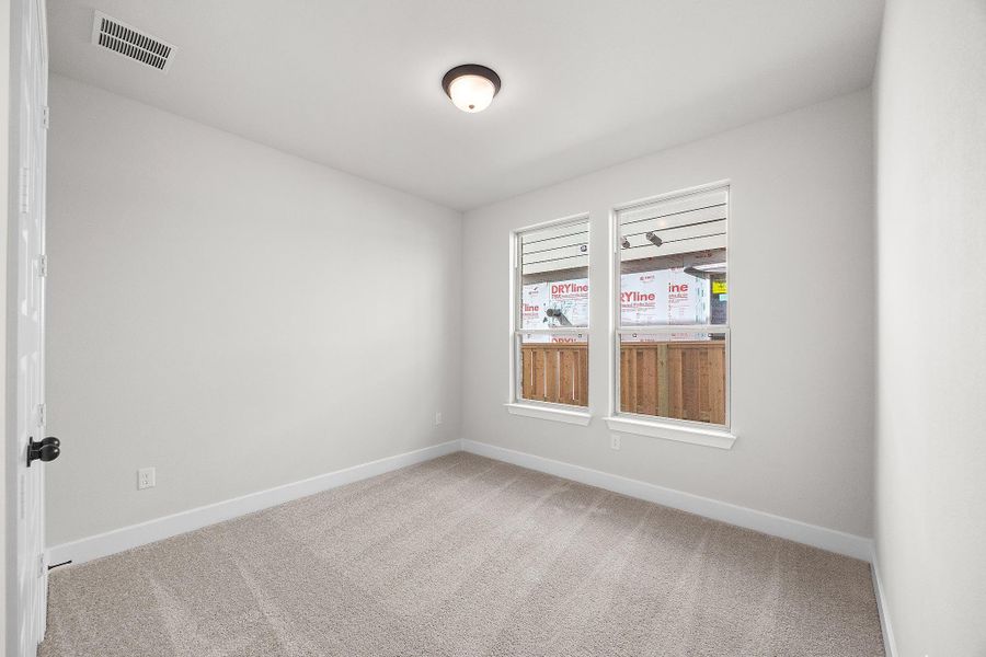 Spacious, unfurnished interior of a new home in Parmer Ranch, Georgetown (Image 26).