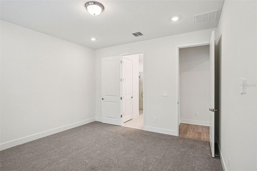 Spacious, unfurnished interior of a new home in Ridgehaven - Signature Series, Ormond Beach (Image 36).