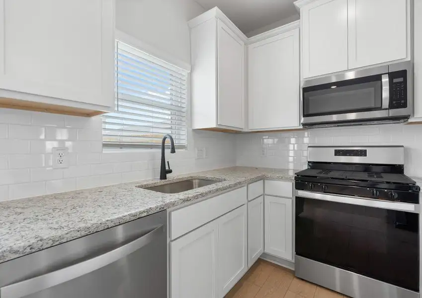 The kitchen of the Piper has energy-efficient appliances. The kitchen of the Piper has energy-efficient appliances.