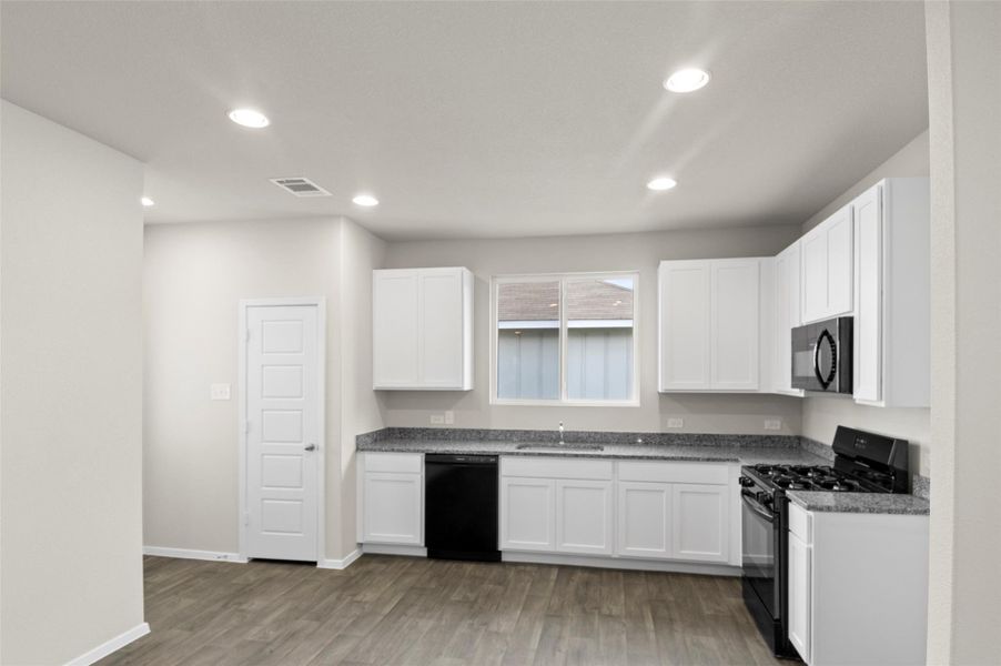 Furnished interior view inside a new home in Casetta Ranch, Kyle (Image 5). Furnished interior view inside a new home in Casetta Ranch, Kyle (Image 5).
