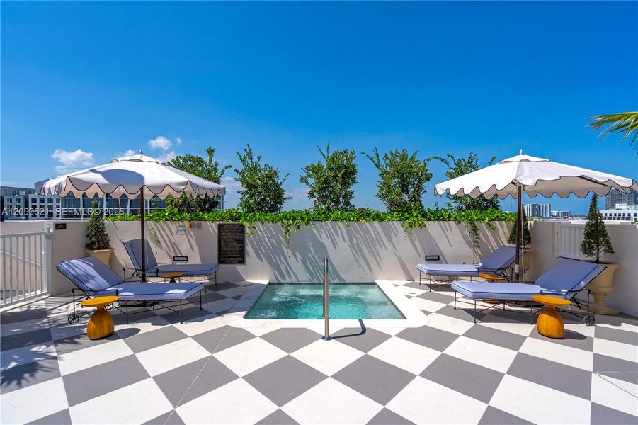 Community amenities in , Miami (Image 37).
