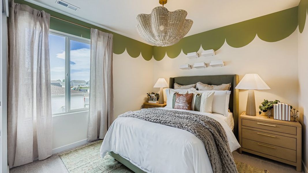 2203 Expedition Bed2 F2