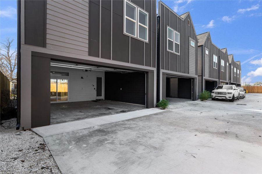 Image 43 of a home in .