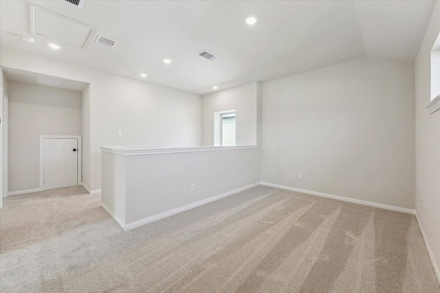 Spacious, unfurnished interior of a new home in Elyson, Katy (Image 22).