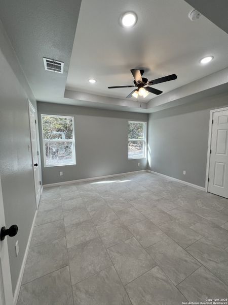 Spacious, unfurnished interior of a new home in , Spring Branch (Image 7).