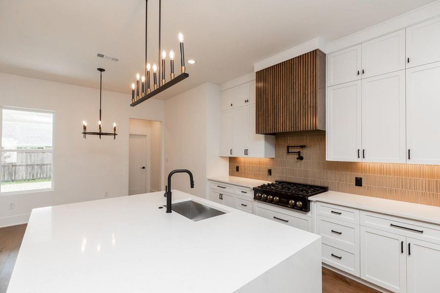 Furnished interior view inside a new home in , Beaumont (Image 14).