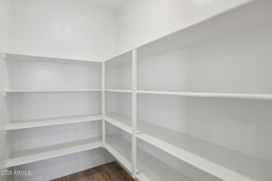 23-web-or-mls-W Hopi Trail-S0111-023