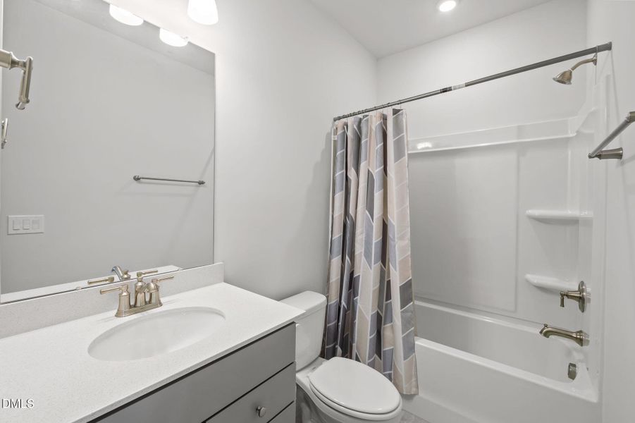 37-web-or-mls-P1119320