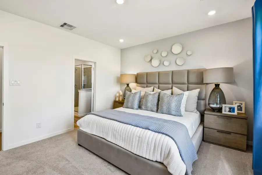 Furnished interior view inside a new home in Hockley Meadows, Hockley (Image 15).