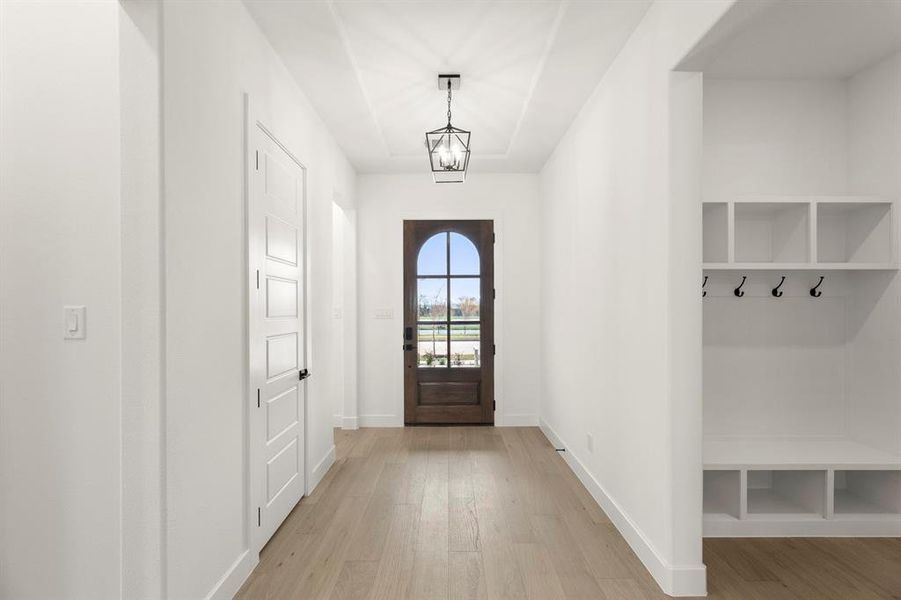 08. 200 Pearland - Entry