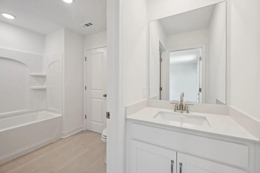Secondary Bathroom | For representation purposes only. Options and layout may vary by community and home plan.