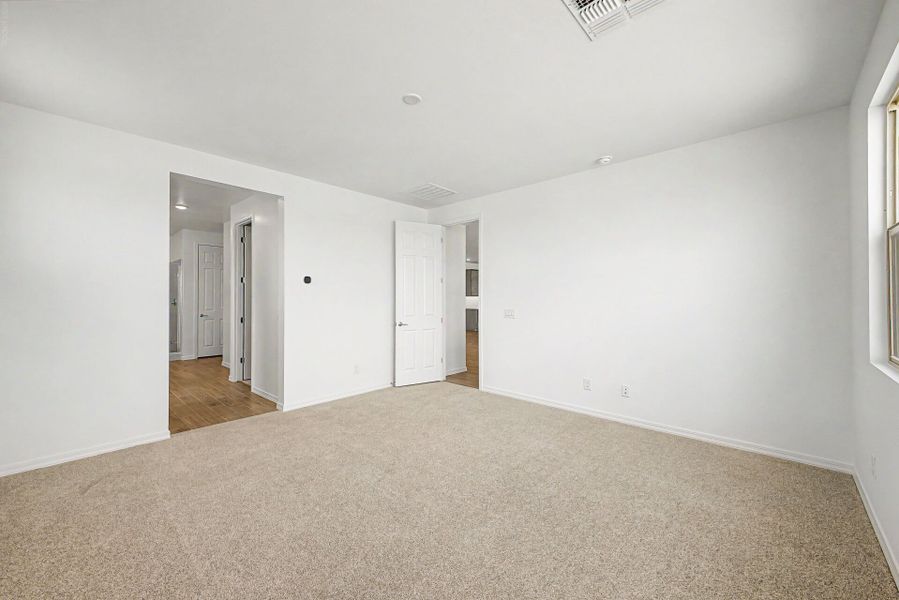 Spacious, unfurnished interior of a new home in White Tank Vistas, Waddell (Image 12). Spacious, unfurnished interior of a new home in White Tank Vistas, Waddell (Image 12).